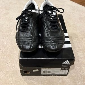 Men’s Addidas Adipure I Tex fg soccer cleats. Worn once